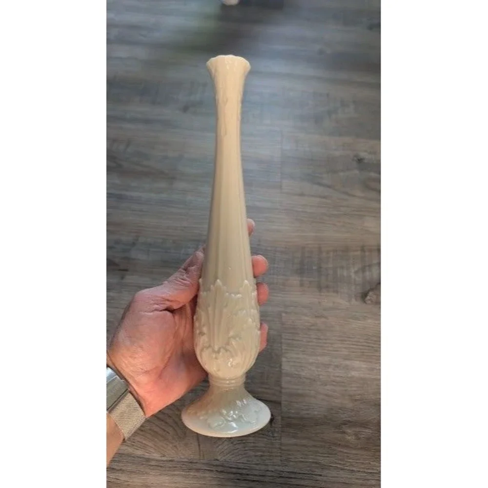 LENOX Tall Florentine Bud Vase USA 11